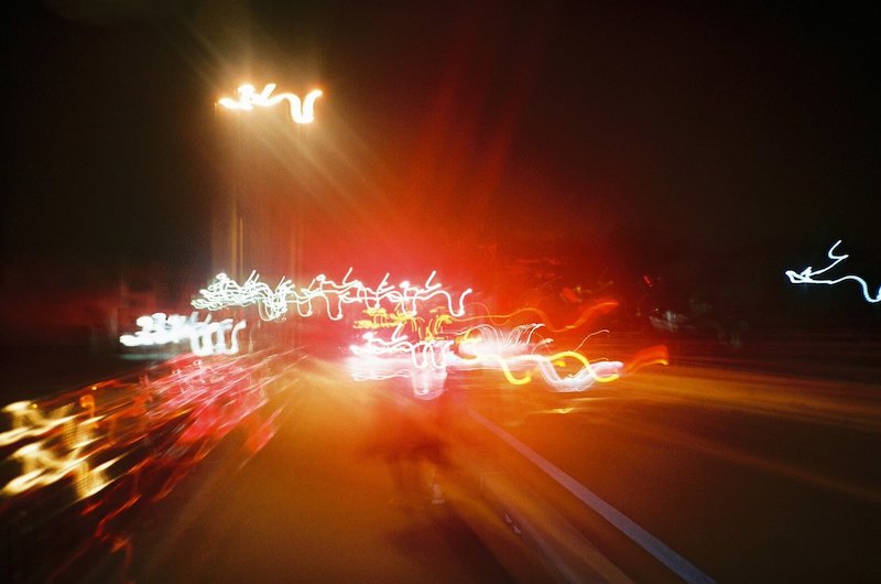 光　救急車